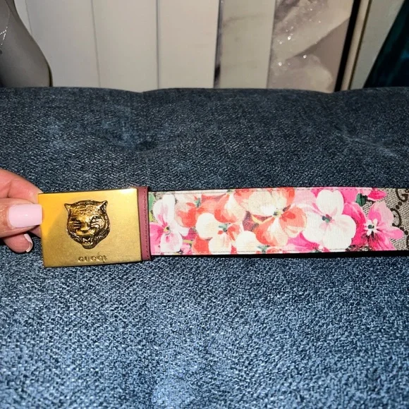 Gucci Floral Belt with Gold Tiger Buckle- LIKE NEW